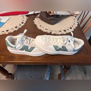 New Balance Women’s CT302
